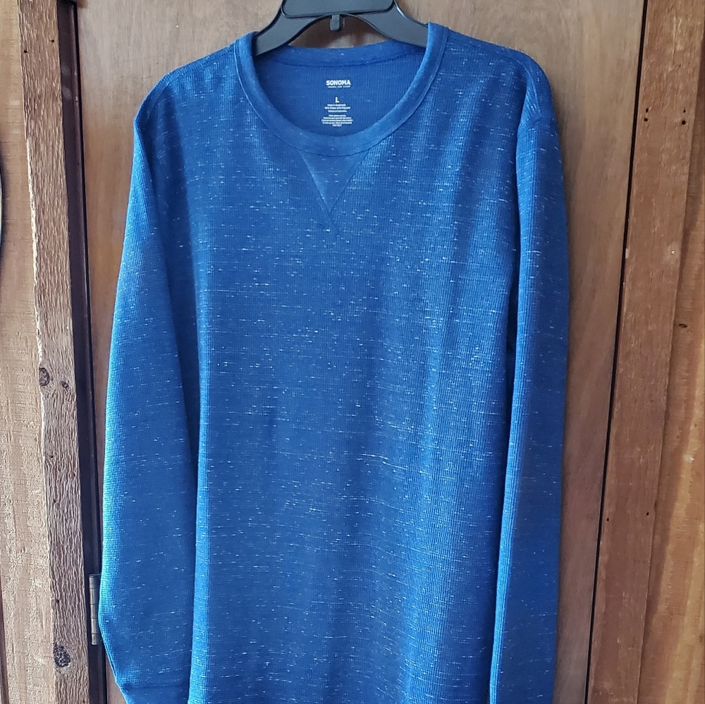 Long sleeve Sonoma shirt.